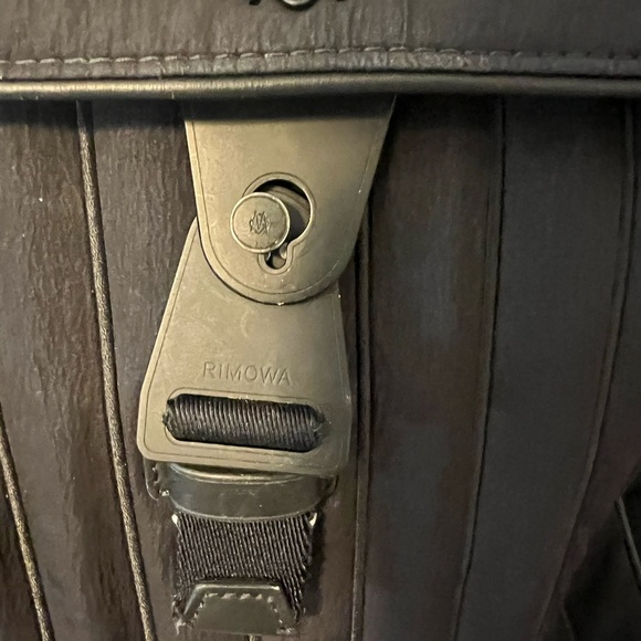 Rimowa never still flap canvas backpack large - Picture 6 of 9